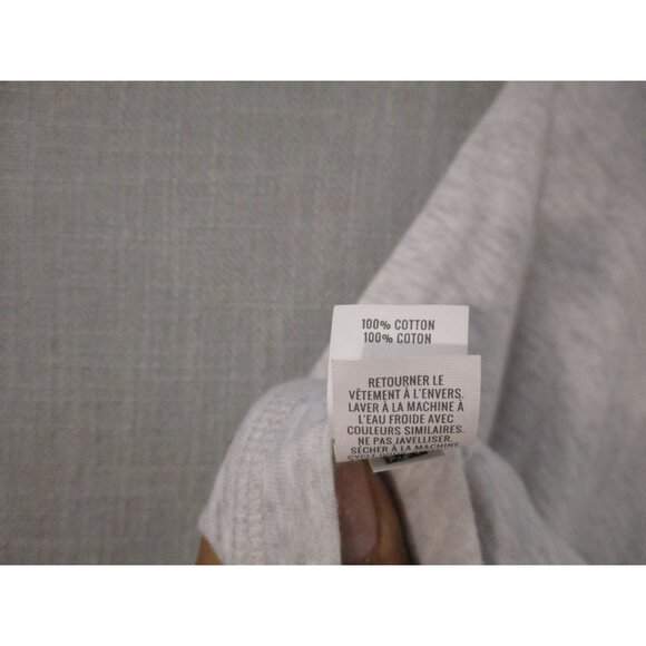 Soft Grey Aerie Long Sleeve Top With Red Heart Graphic Casual Womens Medium - Picture 7 of 9